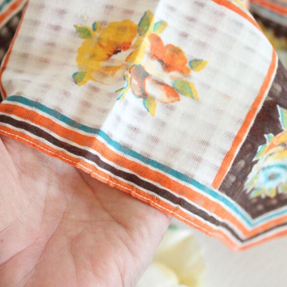 Vintage Handkerchief, Autumn Wildflower Floral Print Cotton Hankie - Picture 8 of 10